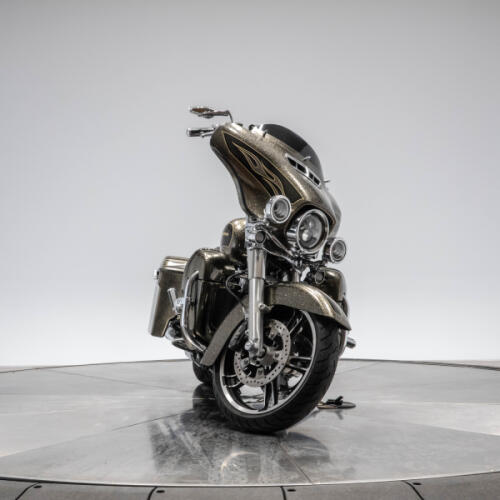 2016 HARLEY-DAVIDSON FLHXS STREET GLIDE SPECIAL in HC Black Gold Flake thumb 2