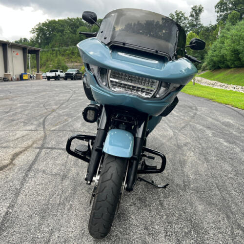 FLTRX 2024 Road Glide® thumb 0