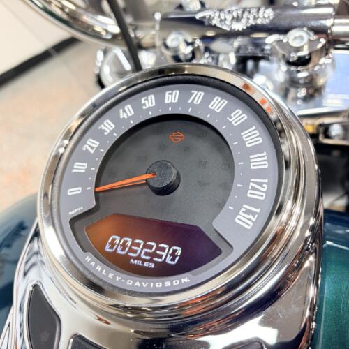2024 FLHCS Harley-Davidson® Heritage Classic Alpine Green thumb 1