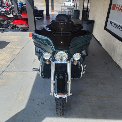 FLHTCUTG 2024 Tri Glide™ Ultra thumb 3