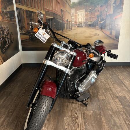 2020 Harley-Davidson® Softail Slim® Billiard Burgundy thumb 0