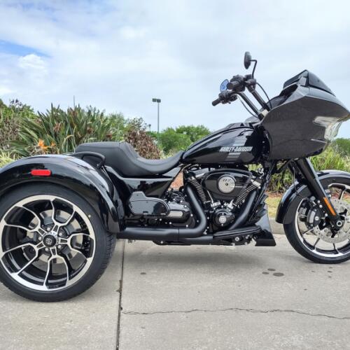 Harley-Davidson® Road Glide 3 2026 thumb 3