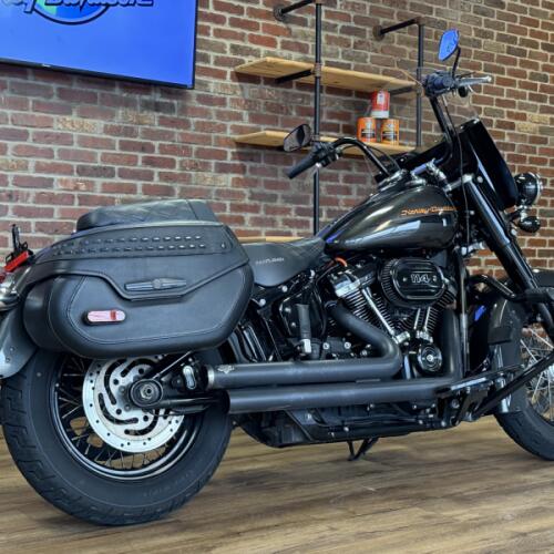 Harley-Davidson® Heritage Classic 114 2019 thumb 3