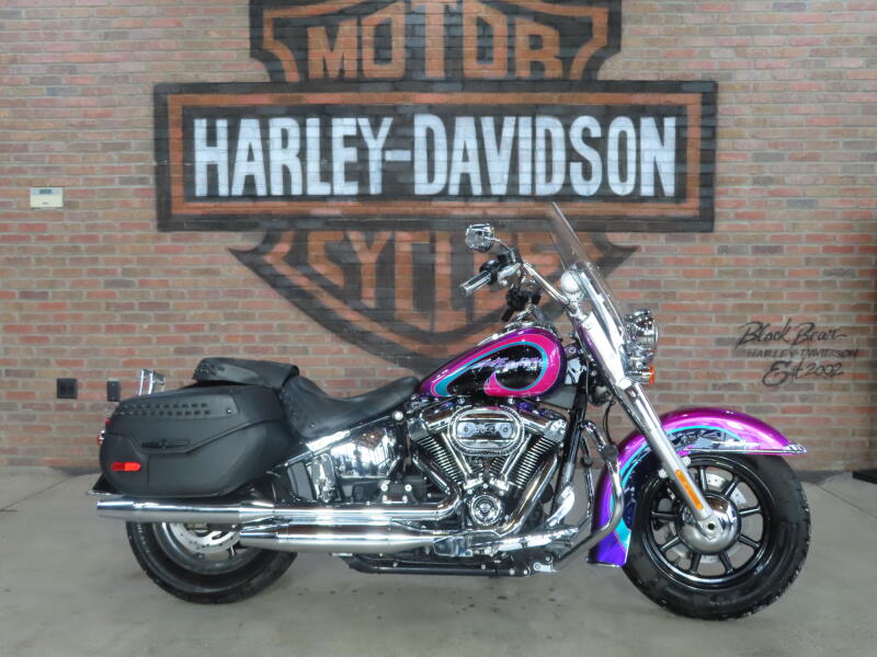 2022 Harley-Davidson® Heritage Classic 114 FLHCS