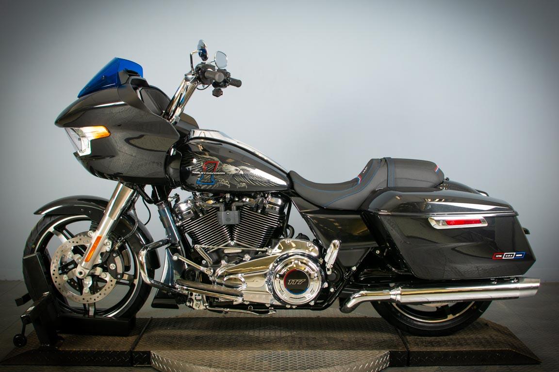 2026 Harley-Davidson® Road Glide™ FLTRX, photo 5