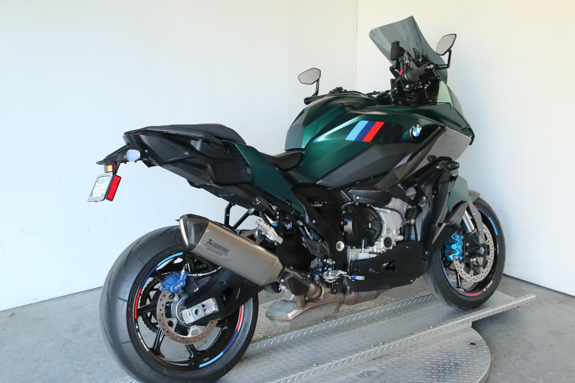 2026 BMW Motorrad M 1000 XR, photo 3