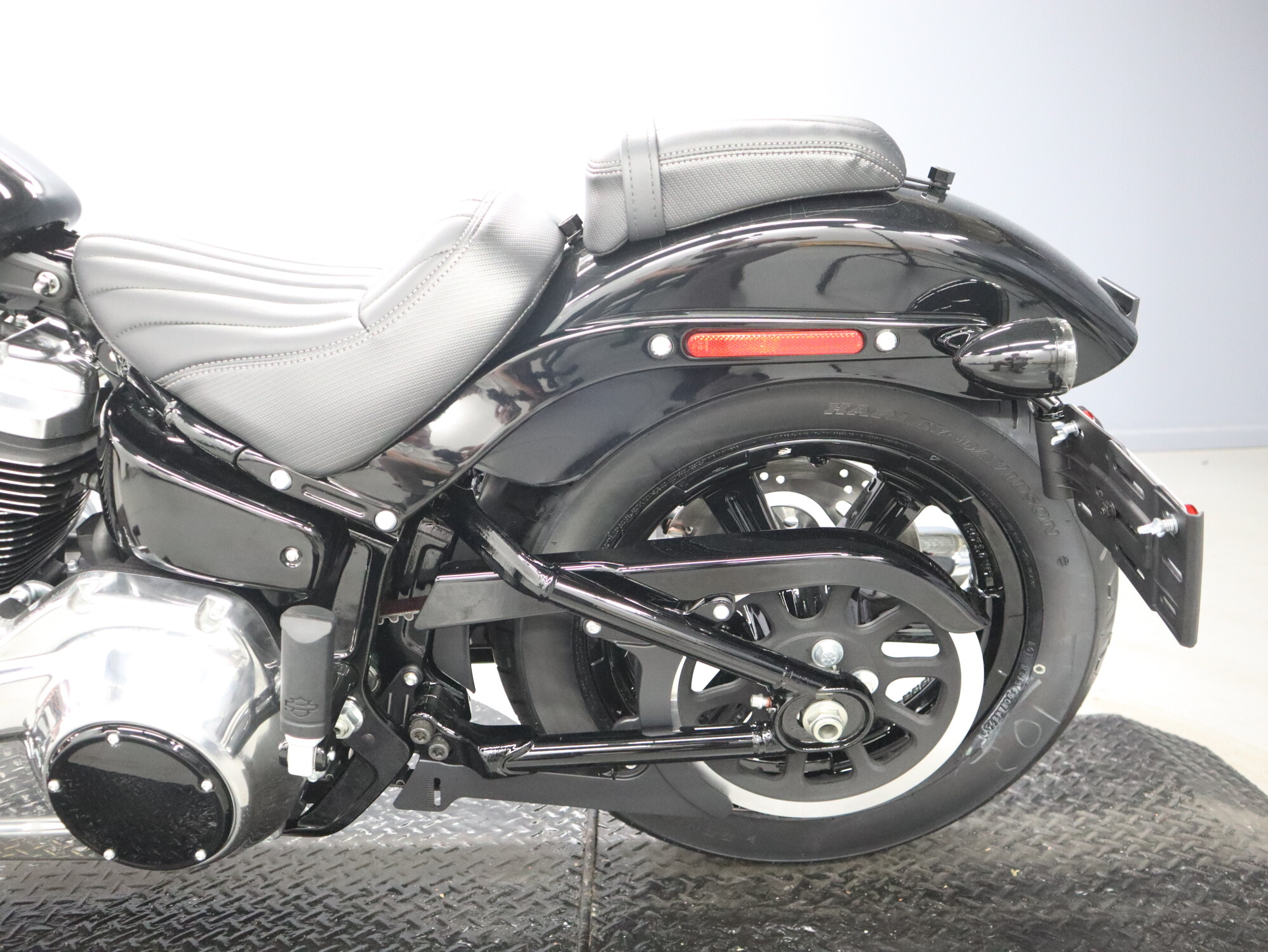 2026 Harley-Davidson® Street Bob® FXBB, photo 26