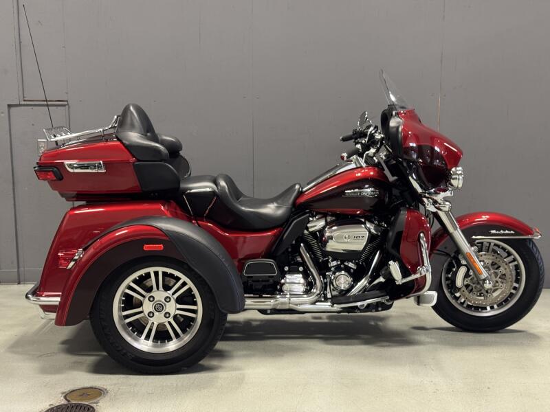 FLHTCUTG 2018 Tri Glide® Ultra