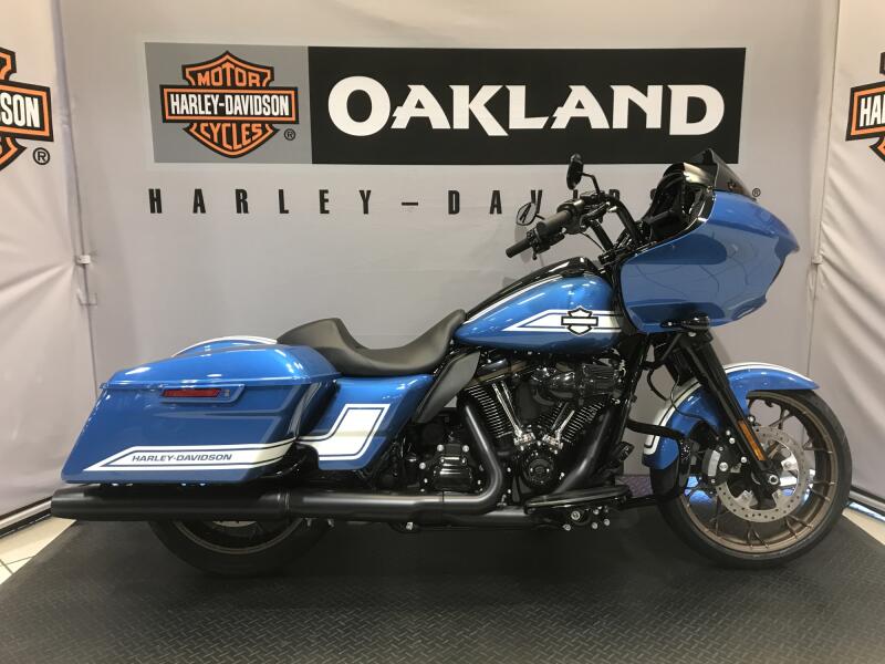 Harley-Davidson® Road Glide® ST 2023