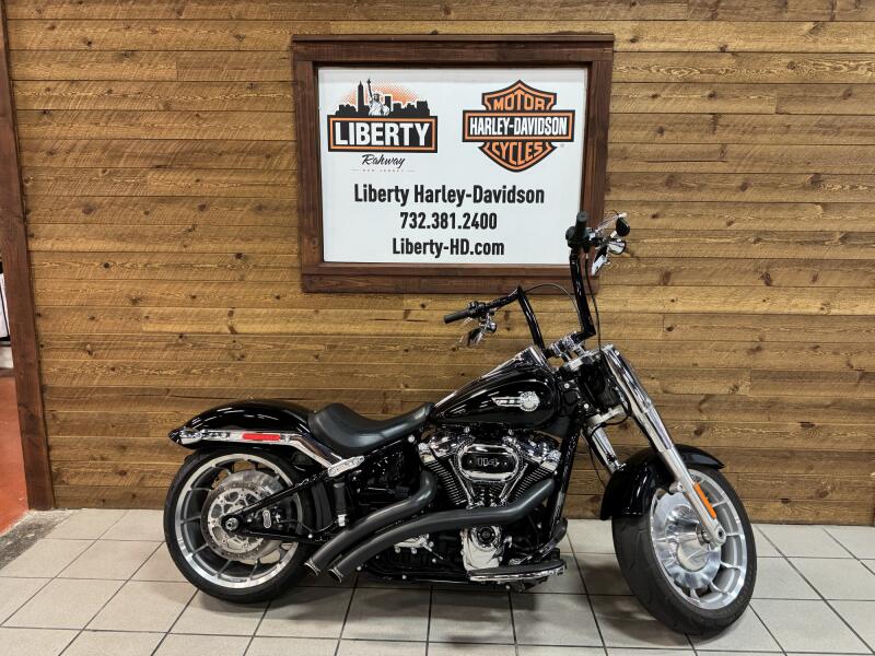 2022 Harley-Davidson® Fat Boy® 114 Vivid Black FLFBS