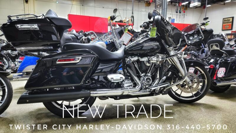 2024 Harley-Davidson® Street Glide®, FLHX