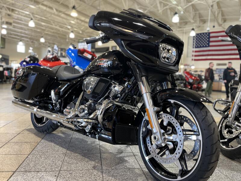 FLHX 2025 Street Glide™