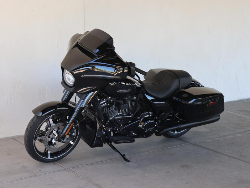 2026 Harley-Davidson® FLHX Street Glide® N632270