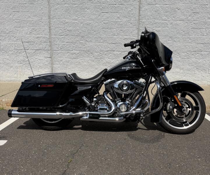 2010 FLHX Street Glide®