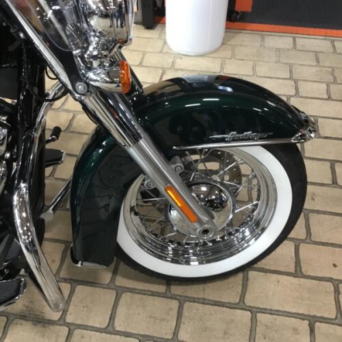 2024 Harley-Davidson® Heritage Classic Alpine Green thumb 2