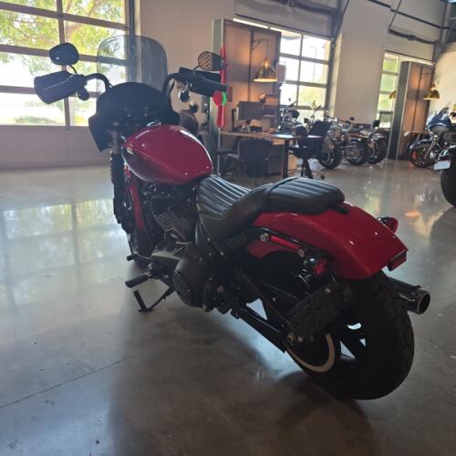 Harley-Davidson® Street Bob® 114 2023 thumb 0