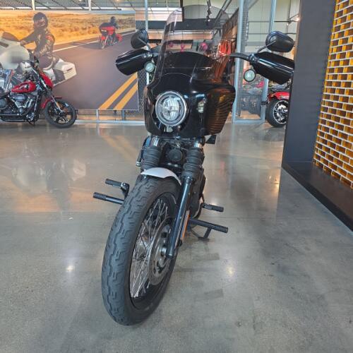 Harley-Davidson® Street Bob® 114 2021 thumb 2