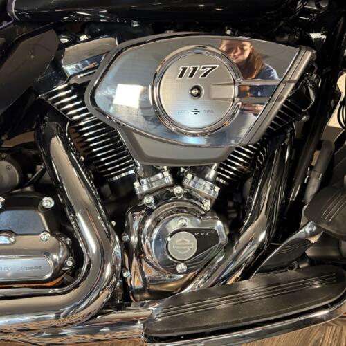 2026 Harley-Davidson® Road Glide Limited Purple Abyss / Vivid Black  thumb 1