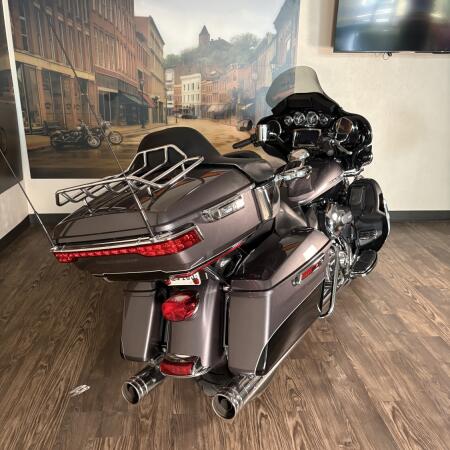 2014 Harley-Davidson® Electra Glide® Ultra Limited Two-Tone Charcoal Pearl/Vivid Black thumb 1