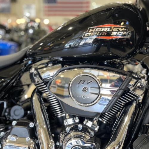 FLHX 2025 Street Glide™ thumb 2