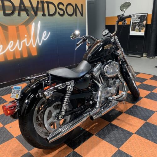 2017 Harley-Davidson Sportster 883 Low XL883L thumb 3