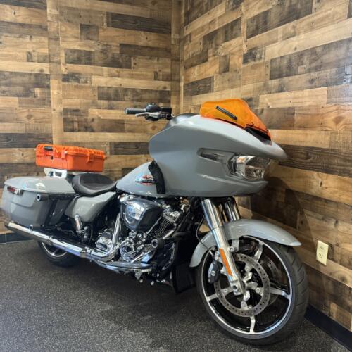 2026 Harley-Davidson® Road Glide® Dark Billiard Gray Chrome Trim FLTRX Solo thumb 3