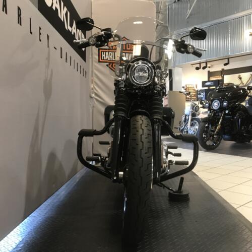 Harley-Davidson® Street Bob® 2026 thumb 1