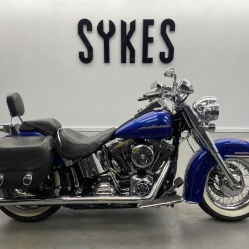 2017 Harley-Davidson FLSTN Softail Deluxe in Superior Blue thumb 3