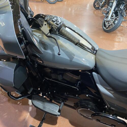 2026 Harley-Davidson® Street Glide Limited FLHXL thumb 1