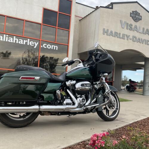 FLTRX 2018 Road Glide® thumb 3