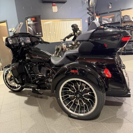 FLHLT 2026 Street Glide 3 Limited thumb 0