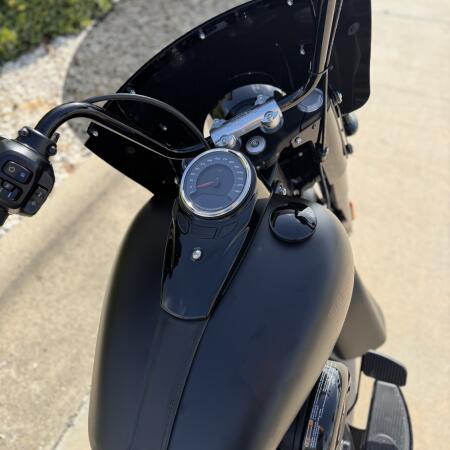 2026 Harley-Davidson® Deadwood™ Black Denim thumb 1