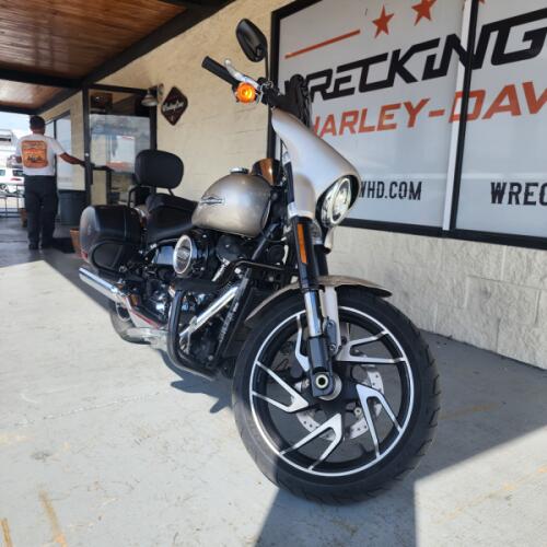 2018 Harley-Davidson® Sport Glide™ thumb 0