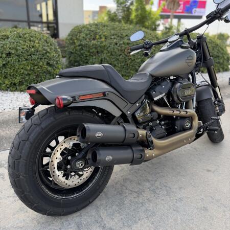 2018 Harley-Davidson® Fat Bob® 114 INDSTRL GRY DNM thumb 1