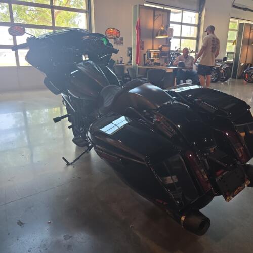 Harley-Davidson® CVO™ Road Glide® ST 2024 thumb 0
