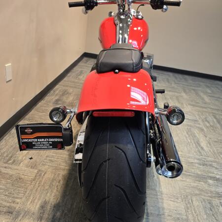 2026 Harley-Davidson® Breakout® Blood Orange FXBR thumb 2