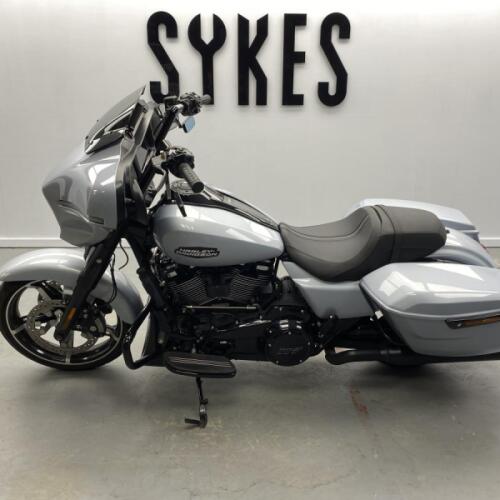 NEW 2024 Harley-Davidson FLHX Touring Street Glide in Atlas Silver and Black thumb 1