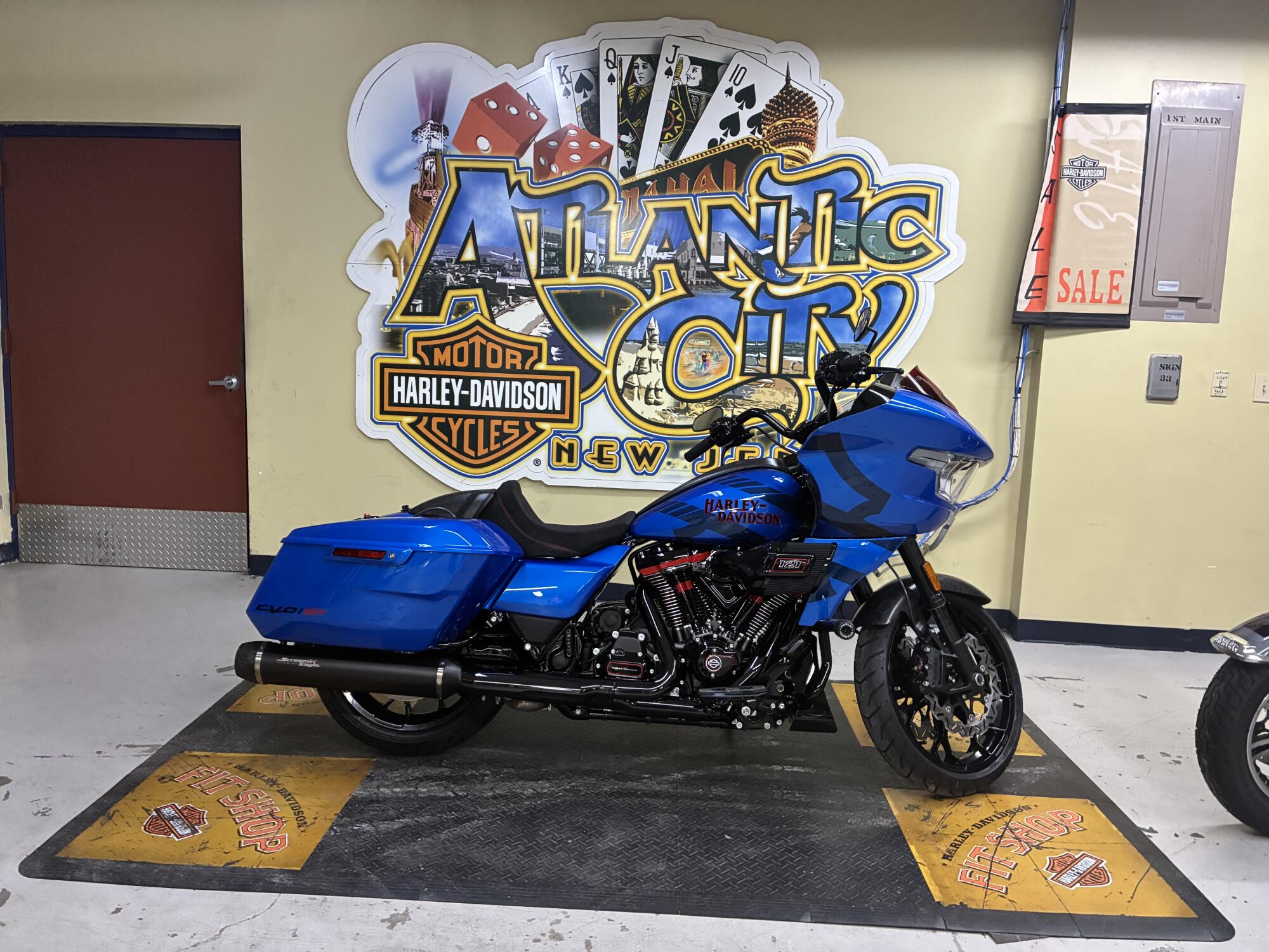 2026 Harley-Davidson® CVO Road Glide ST Electric Coast FLTRXSTSE