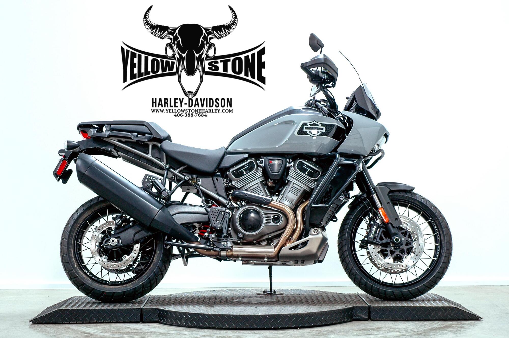 2026 Harley-Davidson® Pan America® 1250 Special Dark Billiard Gray Black Laced Wheels