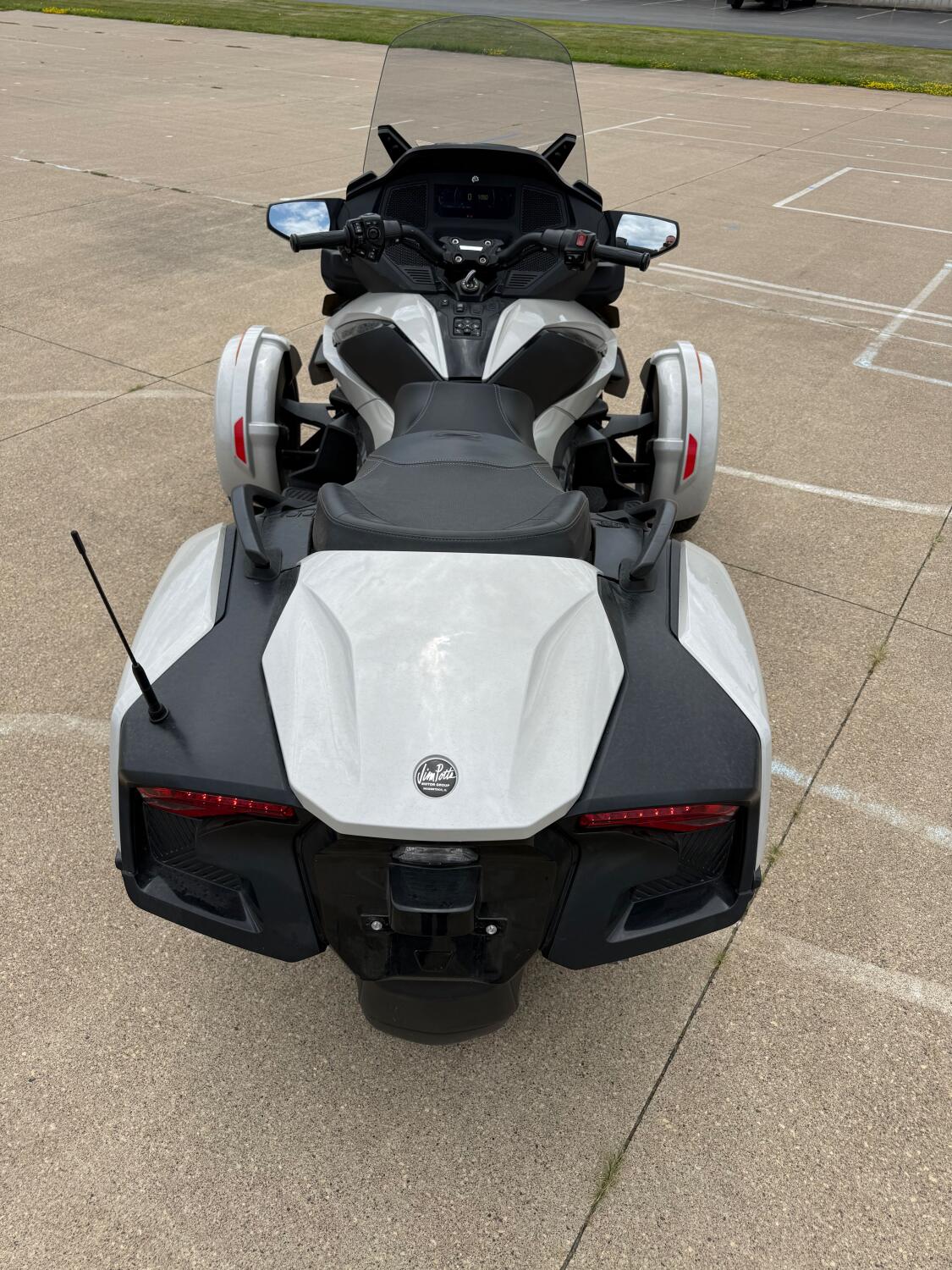 2020 Can-Am Spyder RT Chalk Metallic, photo 7