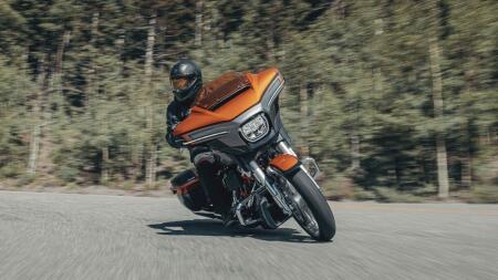 Affordable Motorcycle Travel: A Guide for Road-Trip Enthusiasts