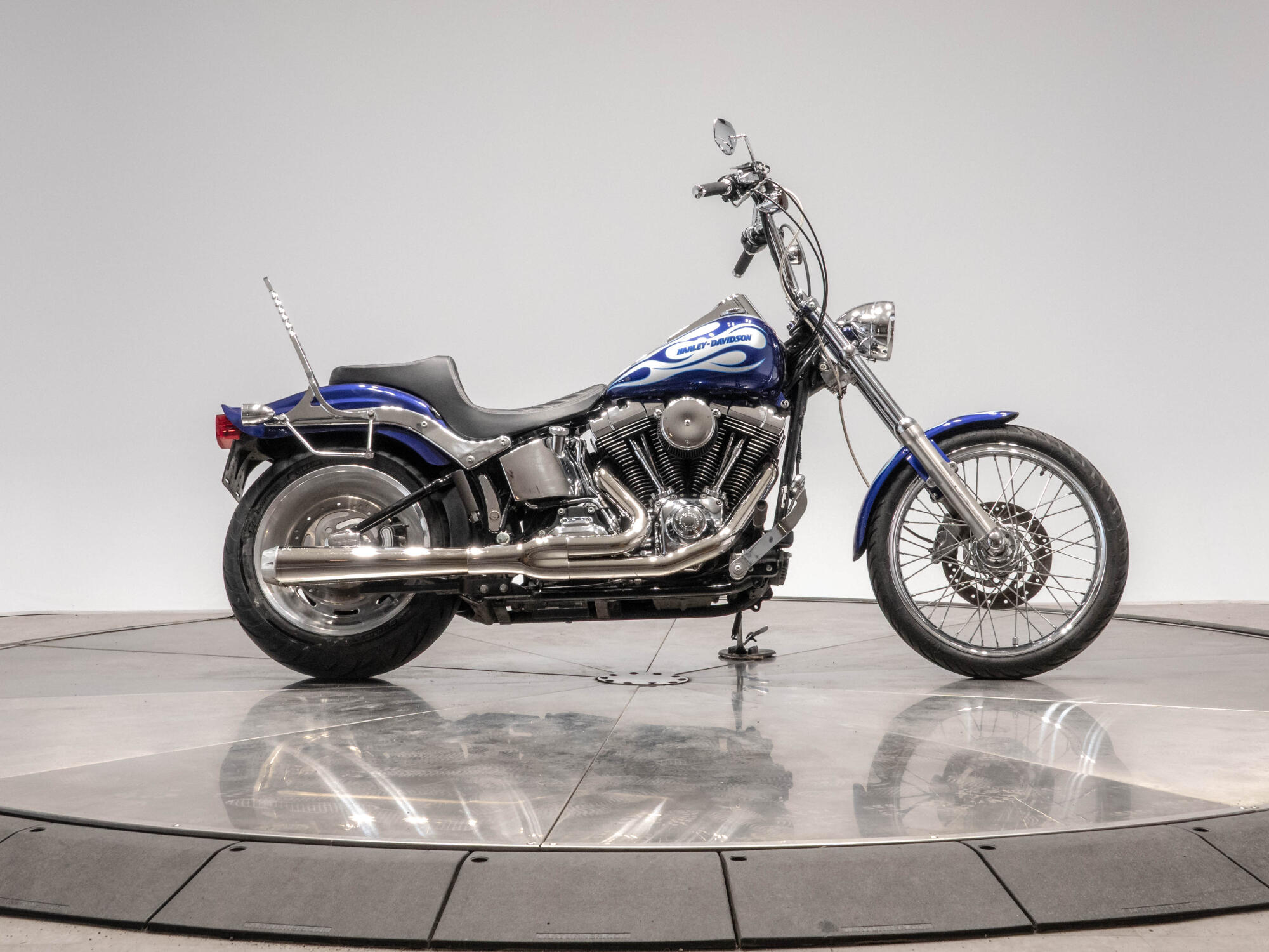2008 HARLEY-DAVIDSON FXSTC CUSTOM in Blue / Silver - H-D Paint Set