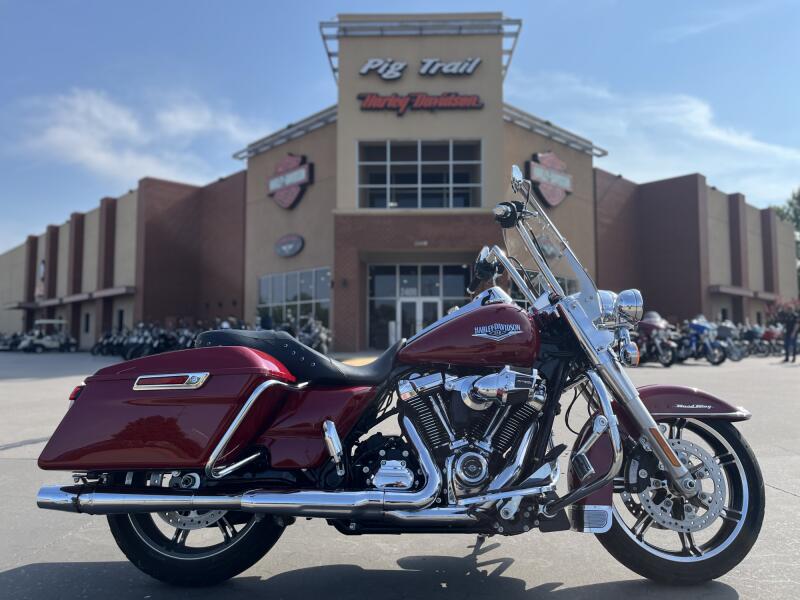 2021 Harley-Davidson® FLHR Road King® Billiard Red 654815