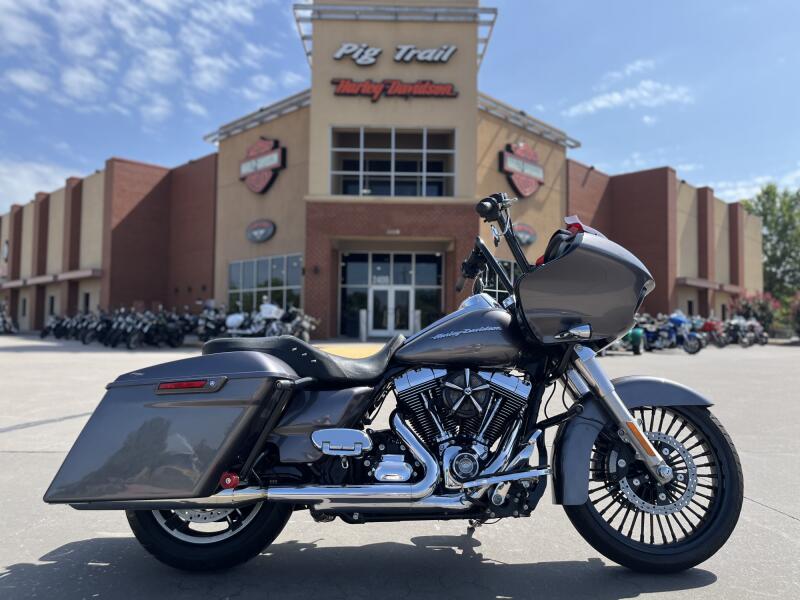 2016 Harley-Davidson® FLTRX Road Glide® Charcoal Pearl 619601