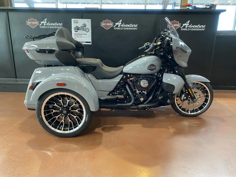 2026 Harley-Davidson® Street Glide 3 Limited FLHLT