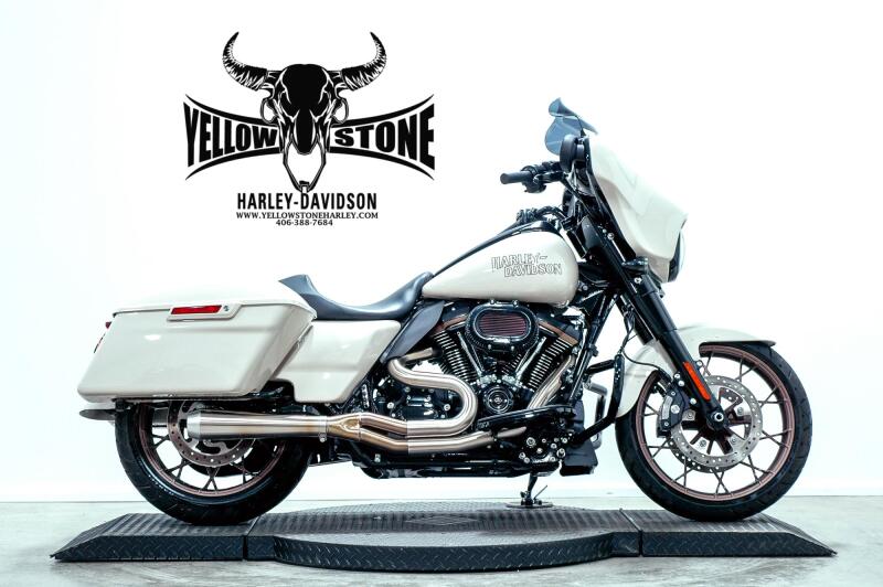 2023 Harley-Davidson® Street Glide® ST White Sand Pearl