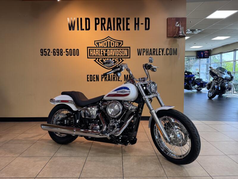 2026 Harley-Davidson® Super Glide® White Onyx Pearl
