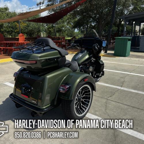 2026 Harley-Davidson® Street Glide 3 Limited thumb 3