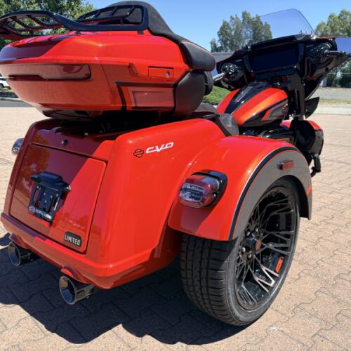 FLHLTSE 2026 CVO Street Glide 3 Limited thumb 1