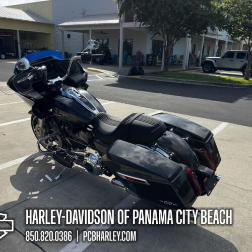 2026 Harley-Davidson® Road Glide® thumb 0